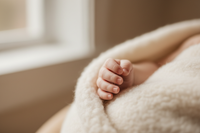 Te cuesta manejar uñas pequeñas o frágiles.